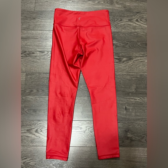 ⚡️Red Metallic Light n Tight Hi-Rise 7/8 24"⚡️ - Picture 4 of 5